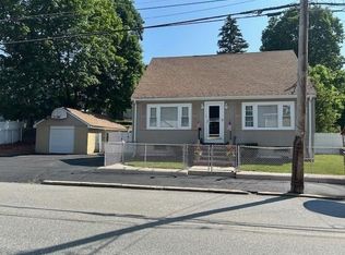 10 Garfield Ave, Woburn, MA 01801