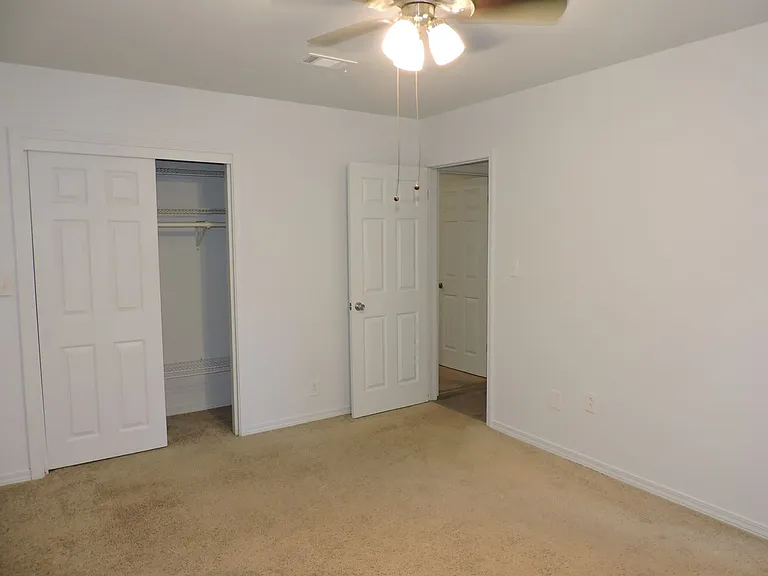 1070 Sagebrush Trl — Photo 10