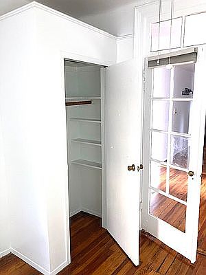 4th image of 115 E 96th St #9A