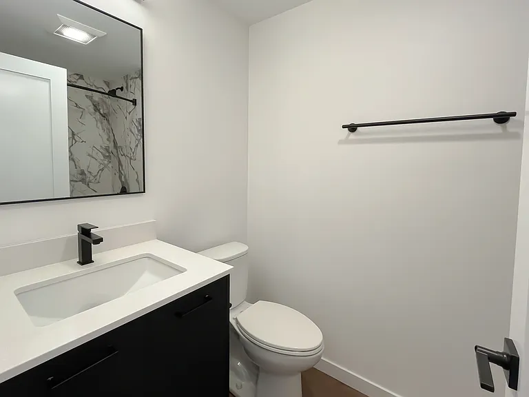 3710 N Kenmore Ave #3 — Photo 12