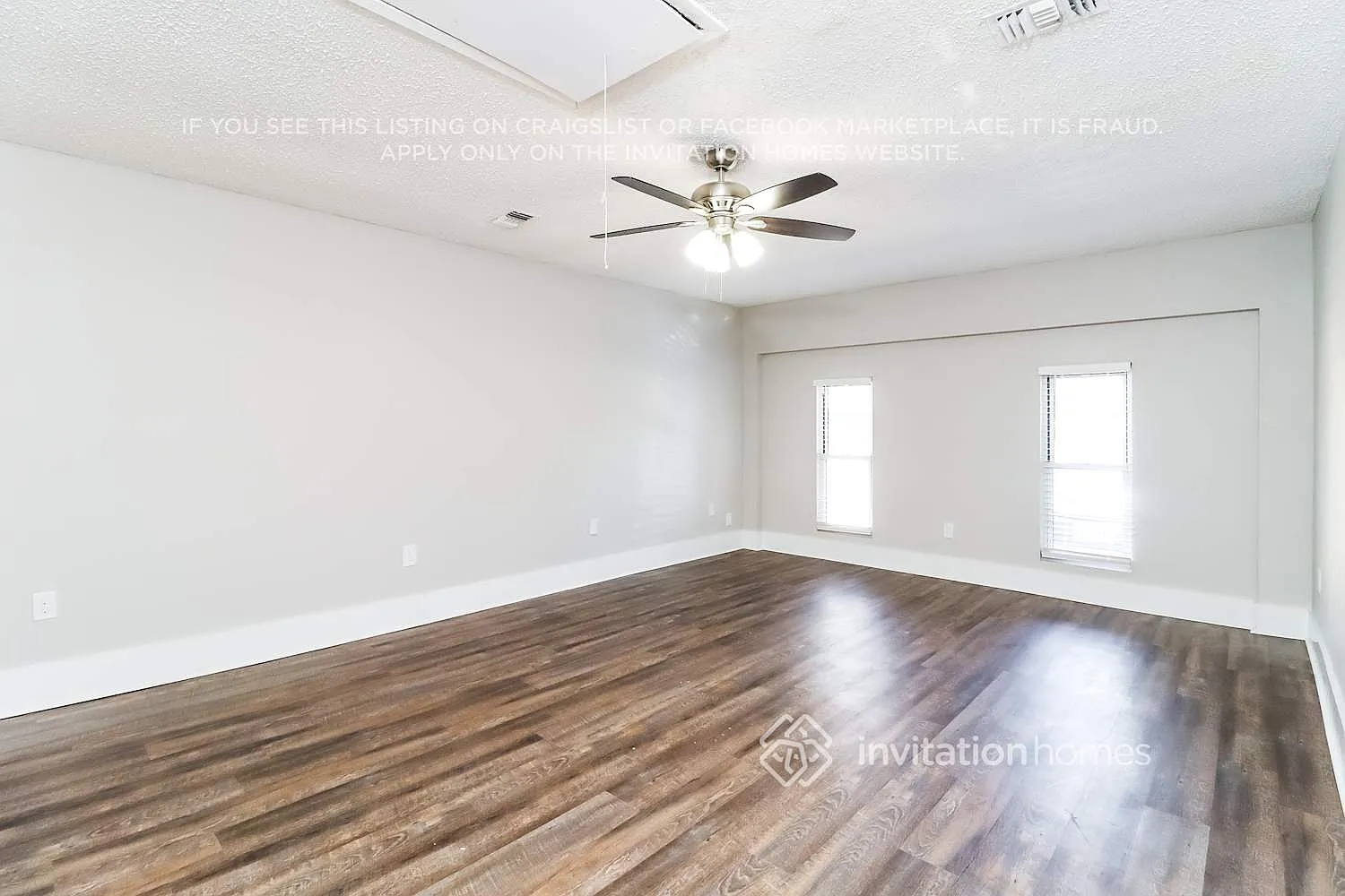 2212 W Oakdale Rd Irving, TX 75060 — Photo 3