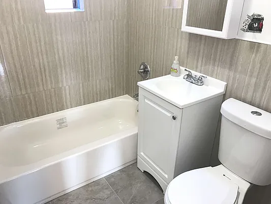 Rented by Zuz Realty | media 6