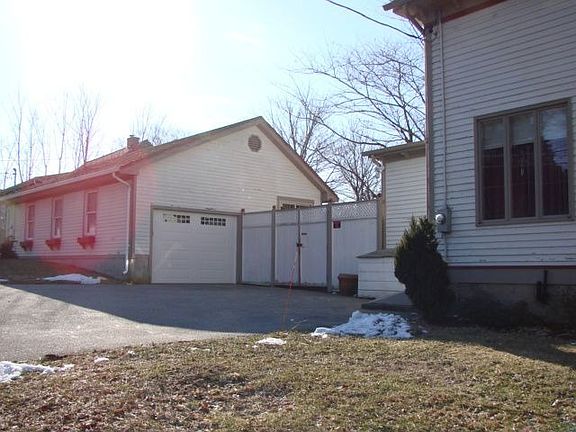 Side street view extra garage