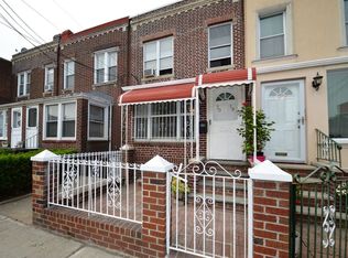 30-18 47th St, Astoria, NY 11103