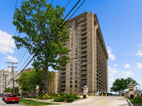 12500 Edgewater Dr APT 1106, Lakewood, OH 44107