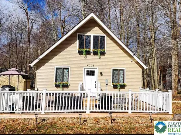 1697 Aspen Ter, Tobyhanna, PA 18466