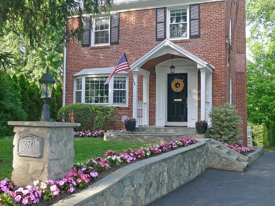 1st image of 2321 N Kentucky St