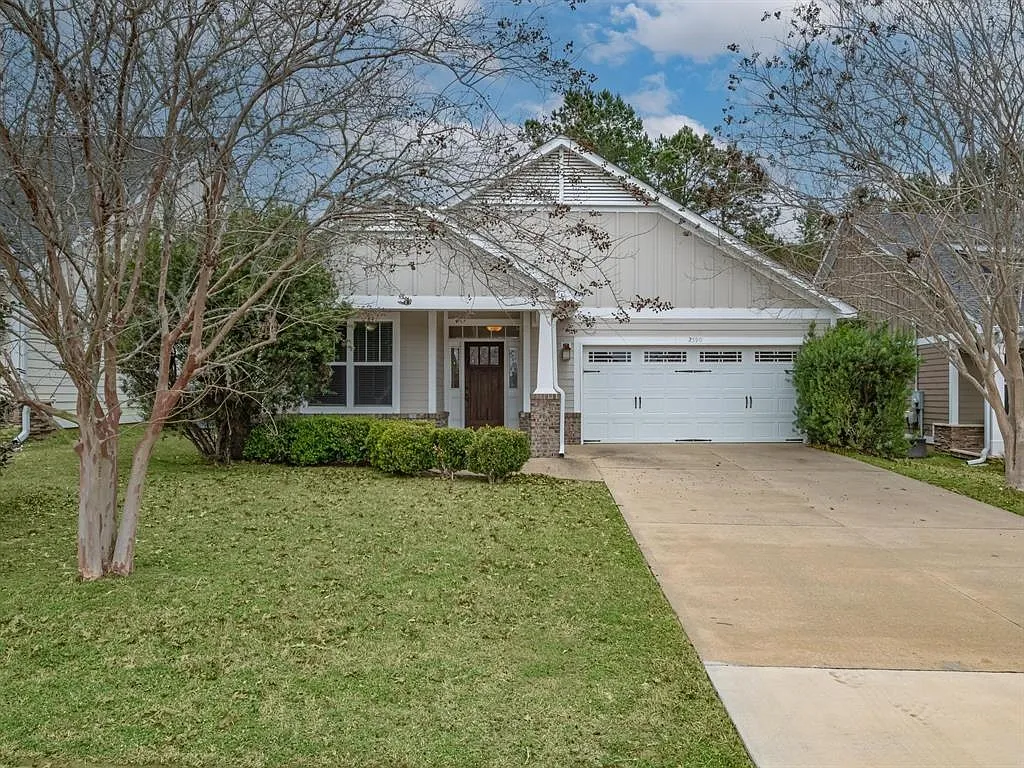4 bed, 2066 sqft, $3,250 — Photo 1