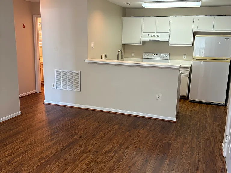 109 Driftwood Ct #109 — Photo 10