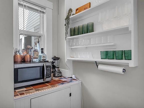 5th image of 270 King St #270