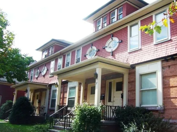 97-2 Washington St S, Rochester, NY 14608