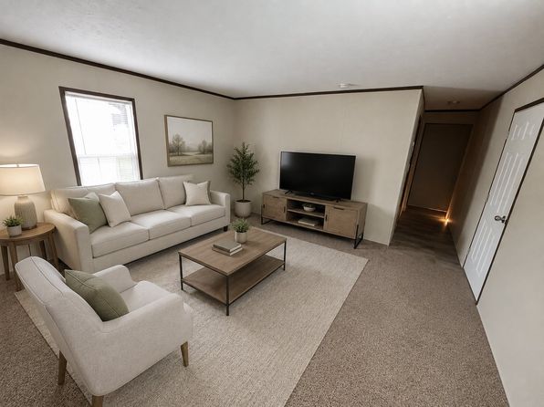 184 Lakeshore Cir #184