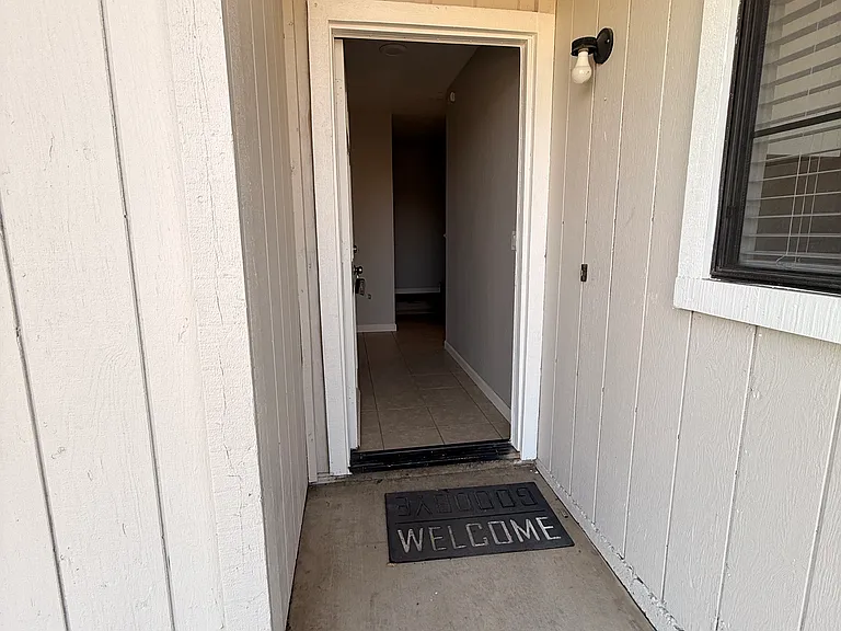 1502 Seiko Ave — Photo 3