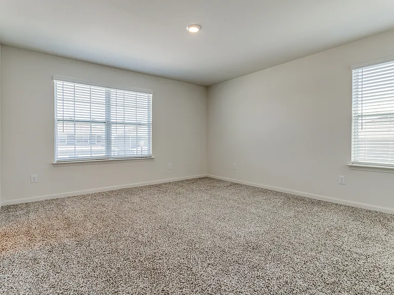 326 Stone Ct — Photo 10