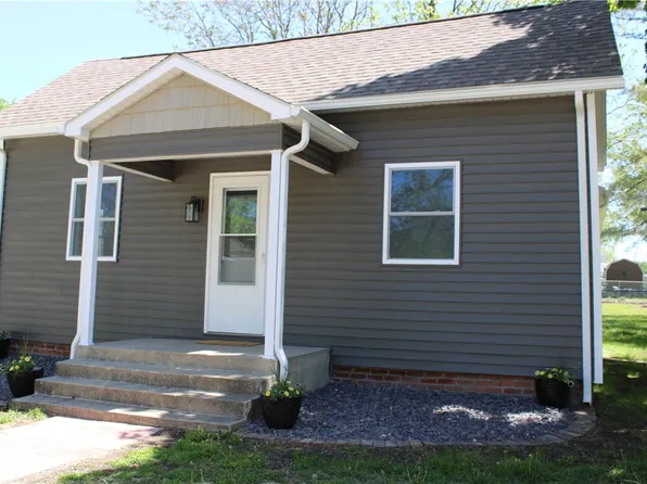 313 N Wood St, Shelbyville, IL 62565