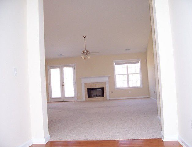 2nd image of 702 Hot Springs Trl