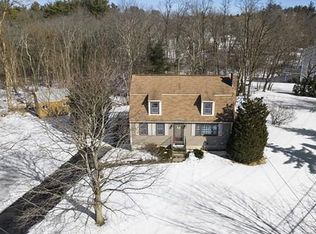 3 Chatham Rd, Chelmsford, MA 01824