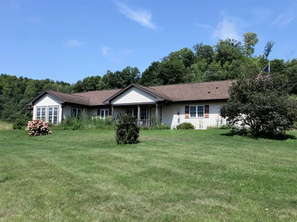 314 3rd Ave E, Knapp, WI 54749
