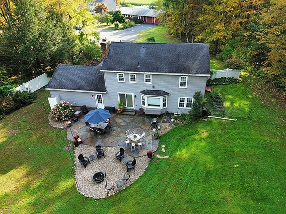 5th image of 50 Plum Tree Ln