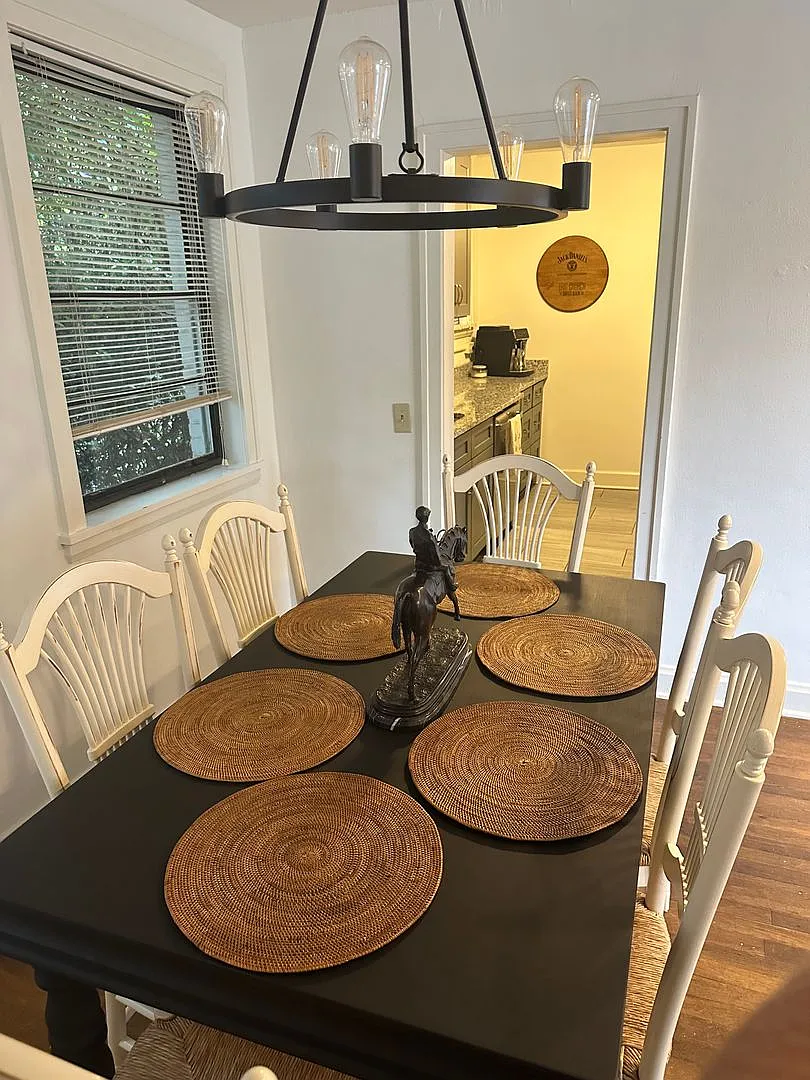 1007 Queen City Avenue — Photo 2