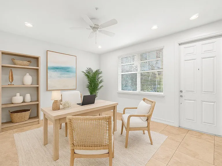 109 E Coda Cir — Photo 15