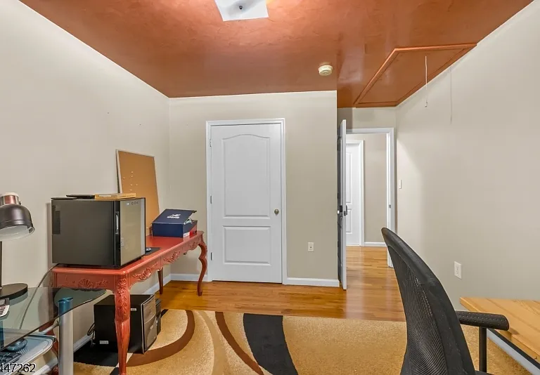 23 Chester Ave #2 — Photo 12