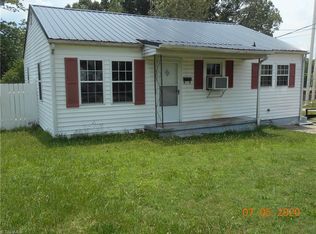 1003 Unity St, Thomasville, NC 27360