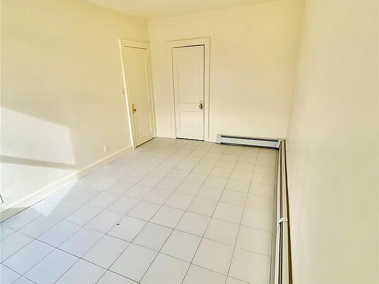 918 Hempstead Tpke #4 — Photo 9