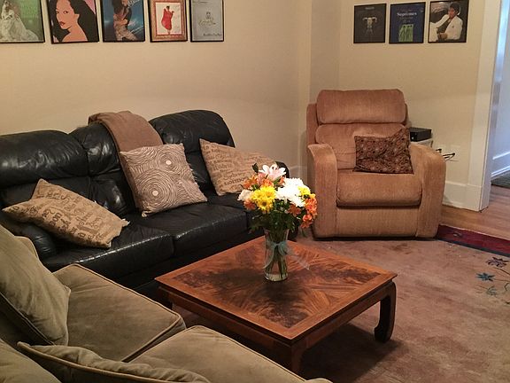 4th image of 3327 Grove Ave #U2