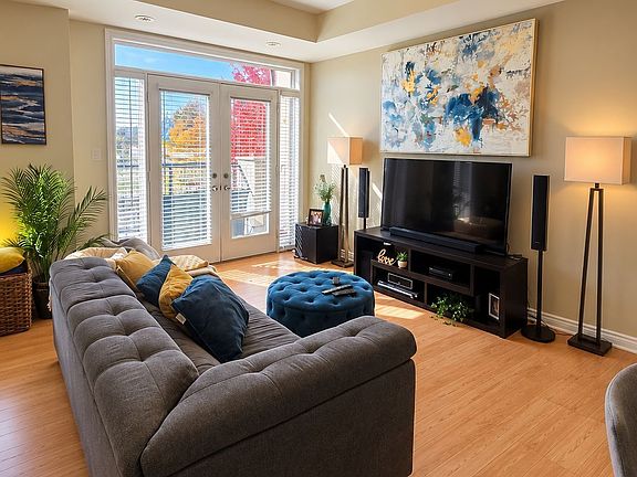 3rd image of 9601 Jane St #8