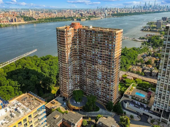 100 Old Palisade Rd, Fort Lee, NJ