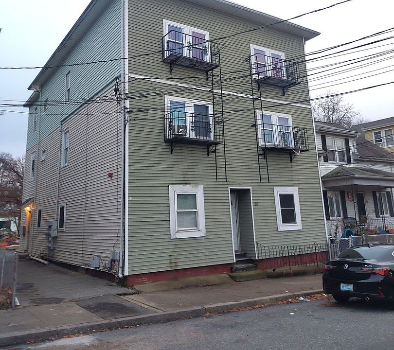 1st image of 86-88 W Lawn Ave #2