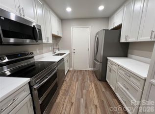 4739 Hedgemore Dr Unit T, Charlotte, NC 28209