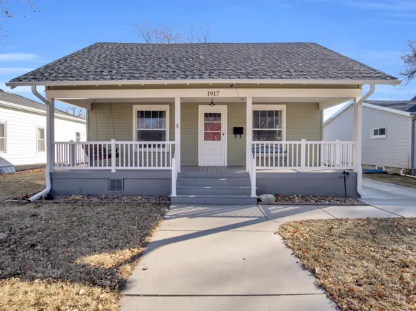 1917 6th Ave, Kearney, NE 68845