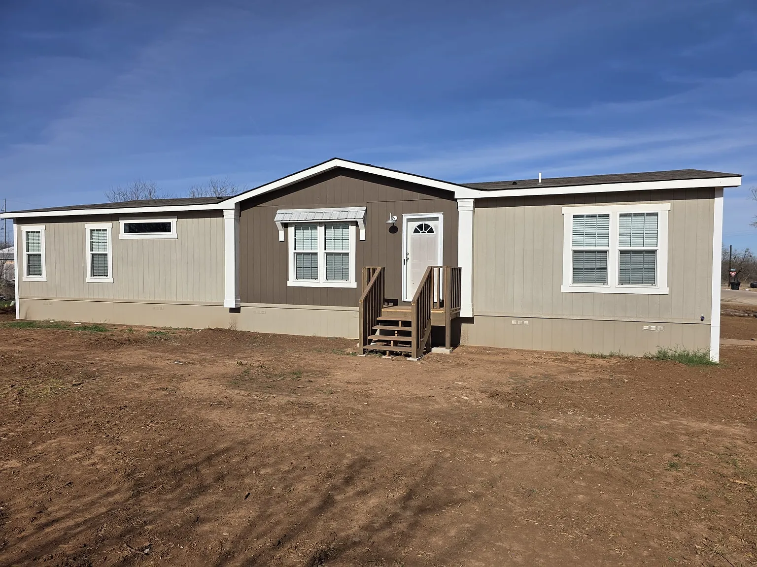 3 bed, 2078 sqft, $4,700 — Photo 2