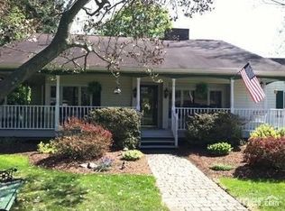 3922 Hardt Dr, Gibsonia, PA 15044