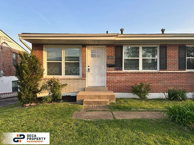 10939 Brookings Dr — Photo 2