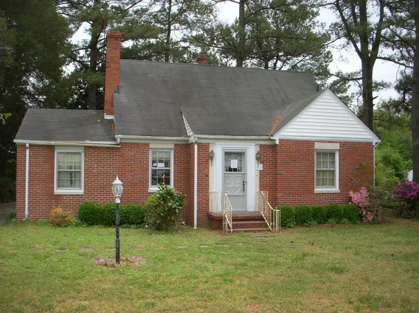 912 Carolina Rd, Suffolk, VA 23434