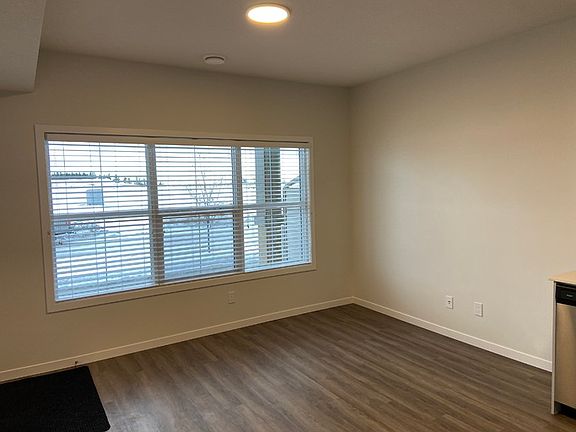 2nd image of 423 Boreal Dr