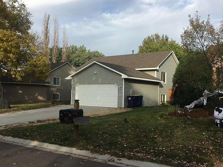 16720 Joplin Way — Photo 2
