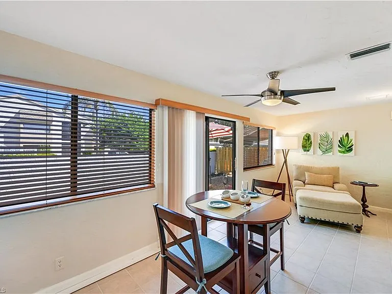 878 Meadowland Dr #4 — Photo 15