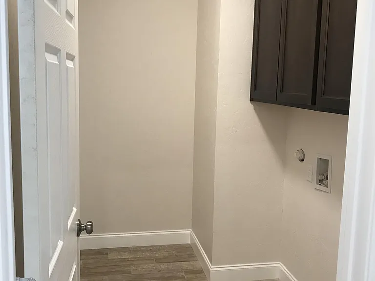 1719 Park St — Photo 19