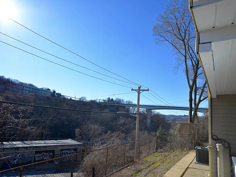 467 Taylor St — Photo 21