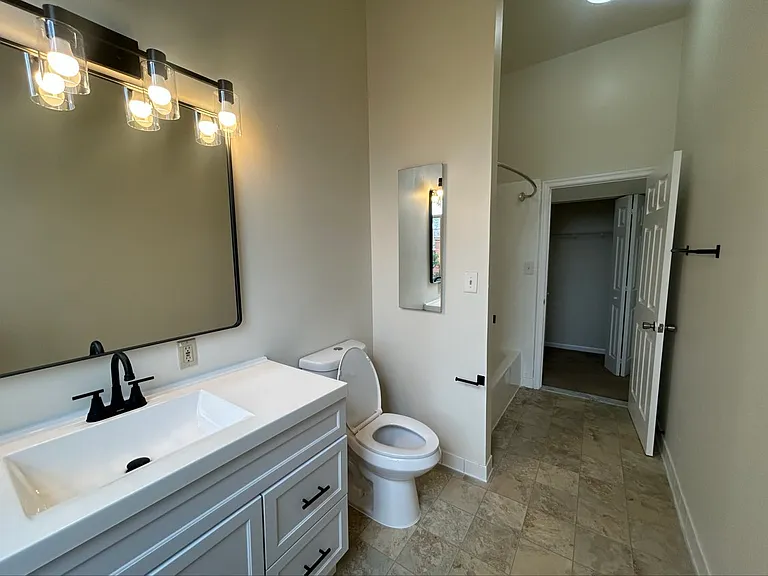 Vernon Homes — Photo 36