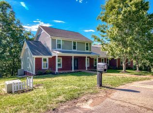 2289 Lubna Dr, Christiansburg, VA 24073