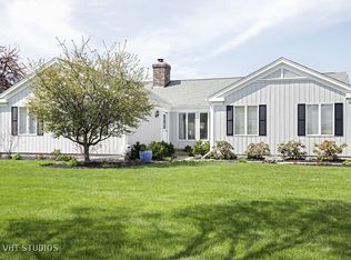 9903 Scots Cir, Crystal Lake, IL 60014