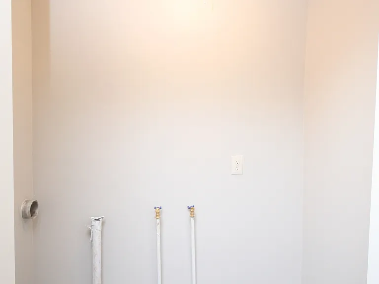 7620 Charlotte Dr SW — Photo 10