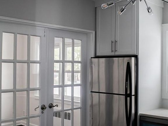 2nd image of 20 Gibson Ave #D2