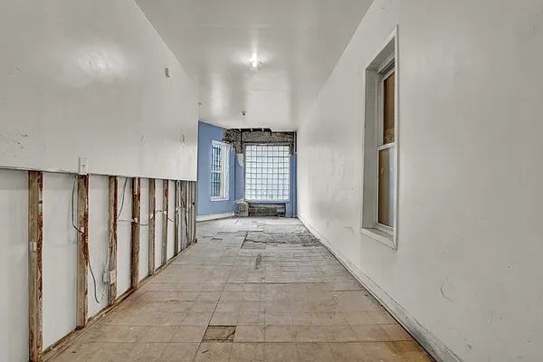 Sold by Island Advantage Realty | media 7