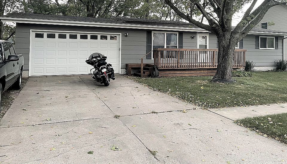 4 Beds | 2 Bath | Ranch
